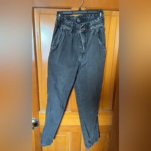 Urban Outfitters BDG High Waisted Mom Jean Size 26